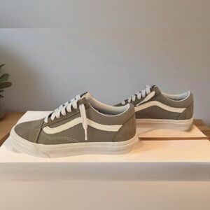 Brand new old school vans in a beautiful green